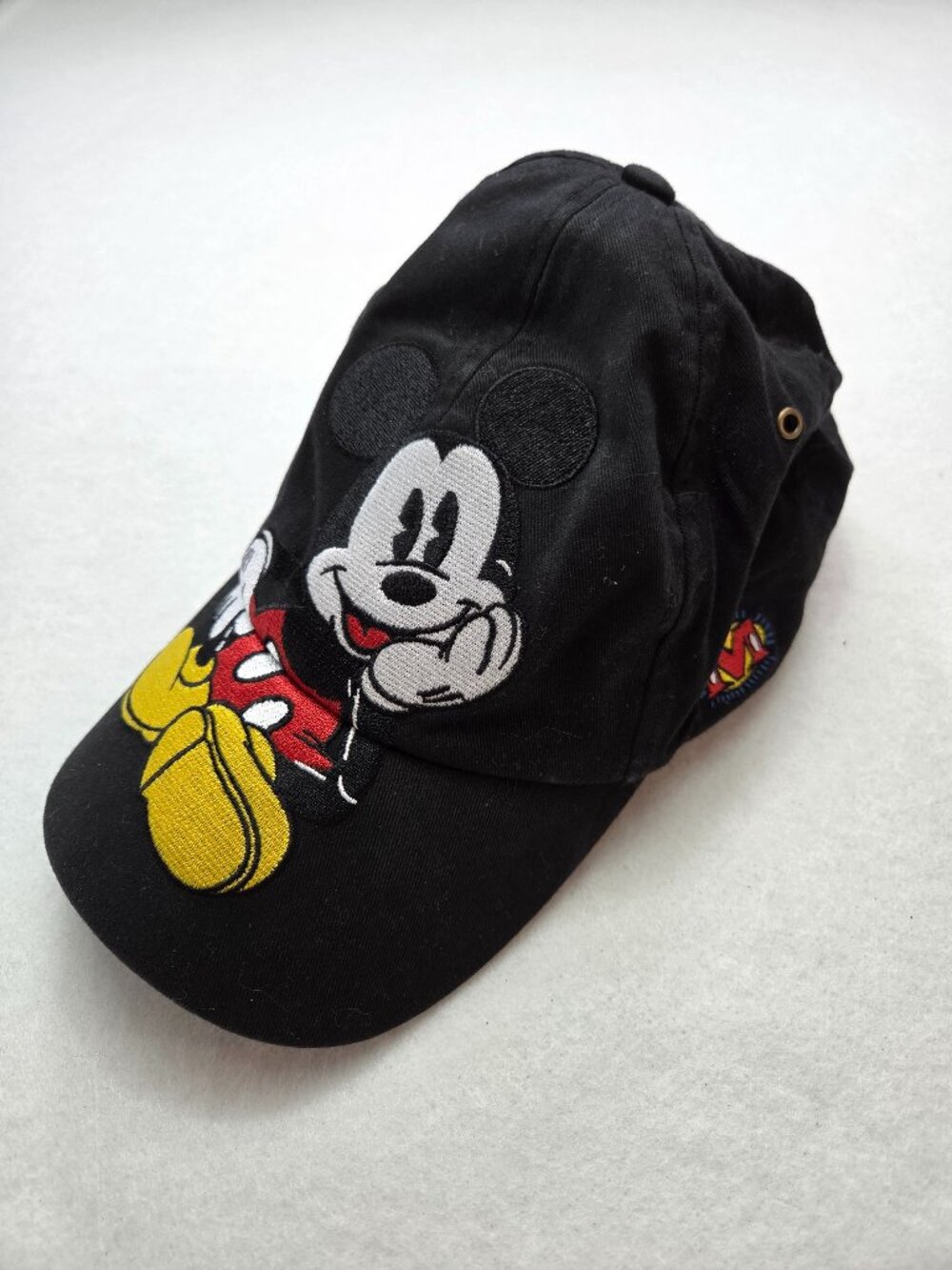 Disney Mickey Mouse Vintage Black Adjustable Embroidered Hat Baseball Cap OS